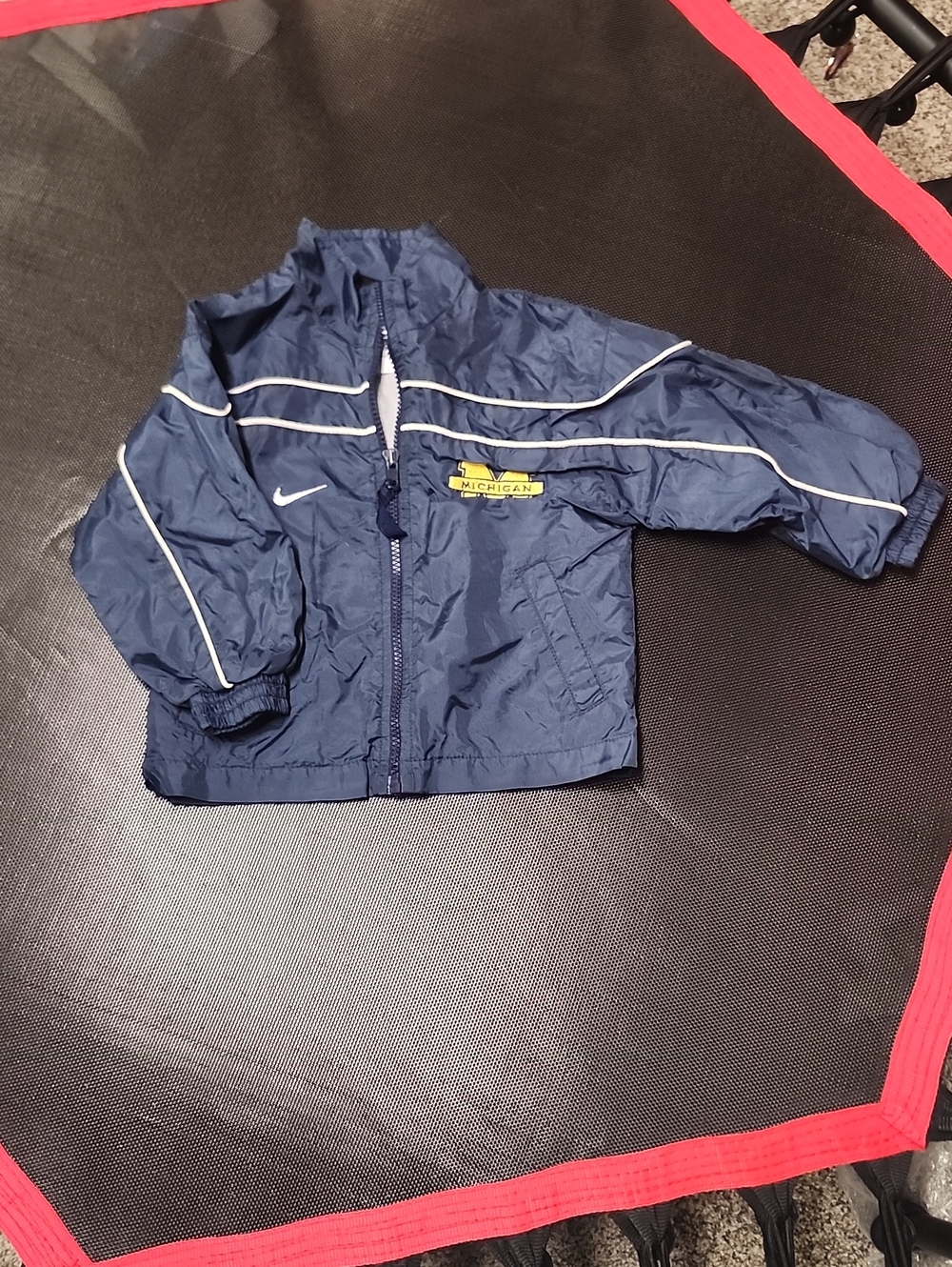 Nike Boys Michigan Lined Windbreaker Jacket Size 2T. #9